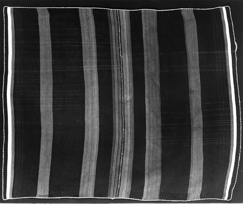 Woman's Mantle (Iskallu) by Aymara, textile, 1860-1880