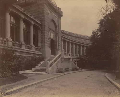 Trocadéro by Eugène Atget, photograph, 1905