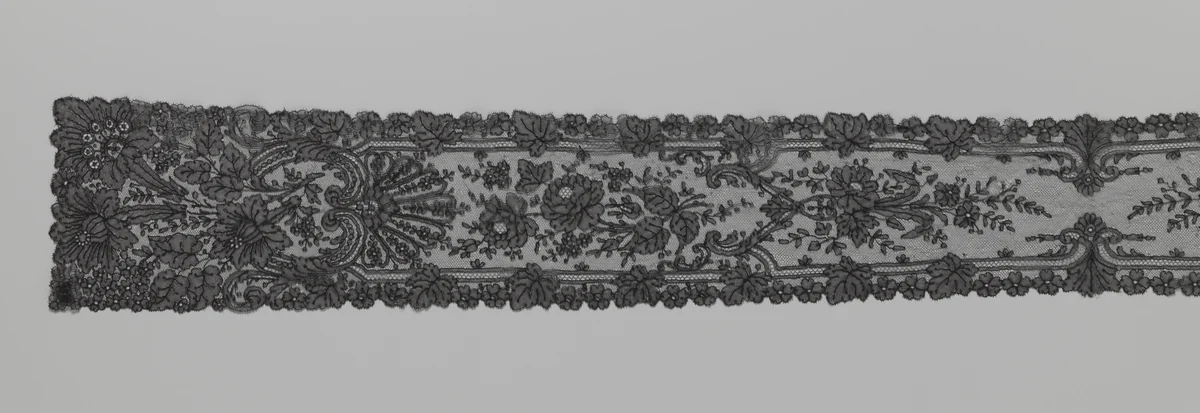 Das of mutsenslip van kloskant met drie grote lelies by anonymous, textile, 1850-1880
