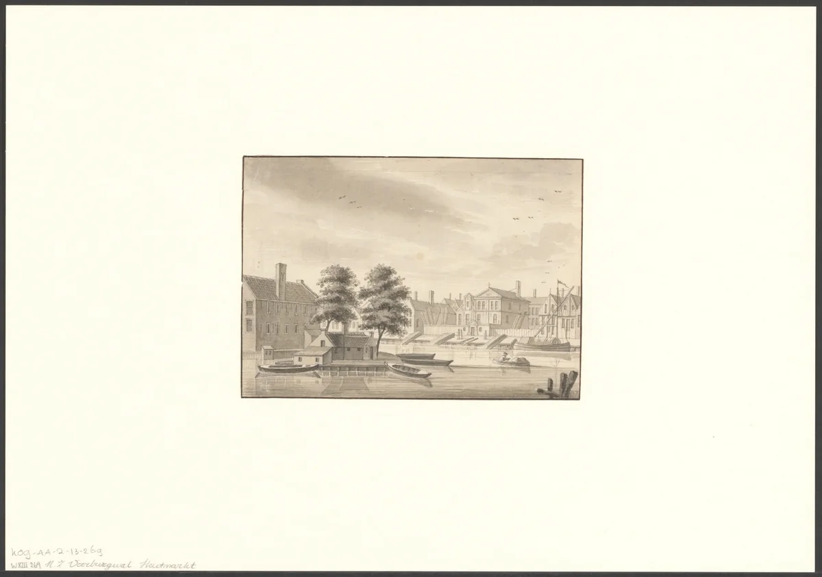 Gezicht op de Nieuwezijds Voorburgwal by anonymous, drawing, 1700-1799
