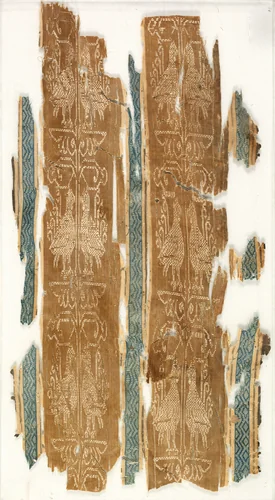 Silk fragment with striped pattern by Unknown, textile, 900-999