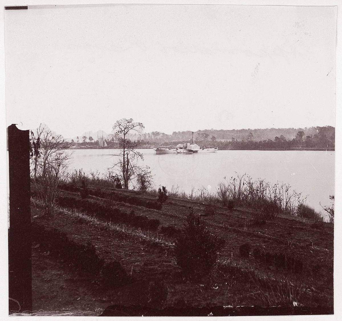 [View of Steamer Gunboat? on Appomattox River, Virginia] by Timothy O'Sullivan, photograph, 1864