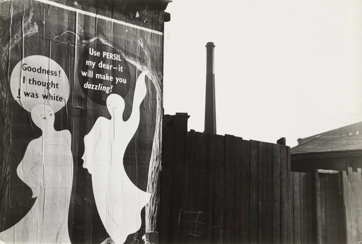 Use Persil by Humphrey Jennings, photograph, 1938