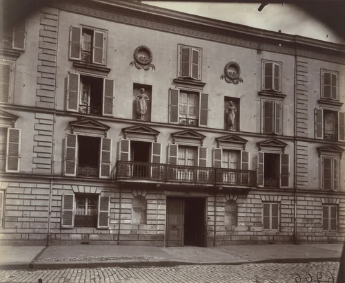 Versailles, 3 rue Carnot by Eugène Atget, photograph, 1921