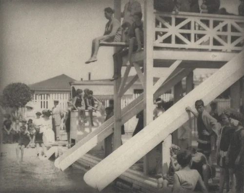 The Pool - Deal by Alfred Stieglitz, photograph, 1910