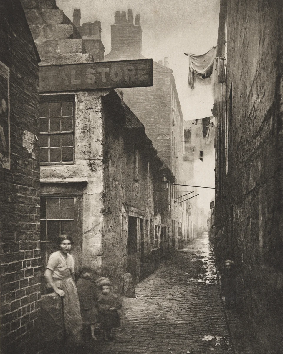 Old Vennel Off High Street by Thomas Annan, photograph, 1868