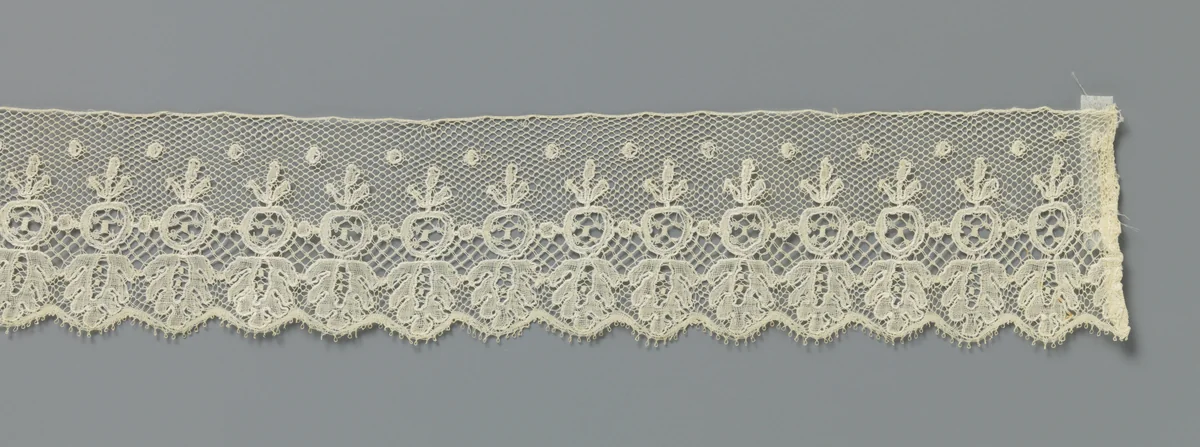 Strook kloskant met hangende granaatappel by anonymous, other, 1825-1880