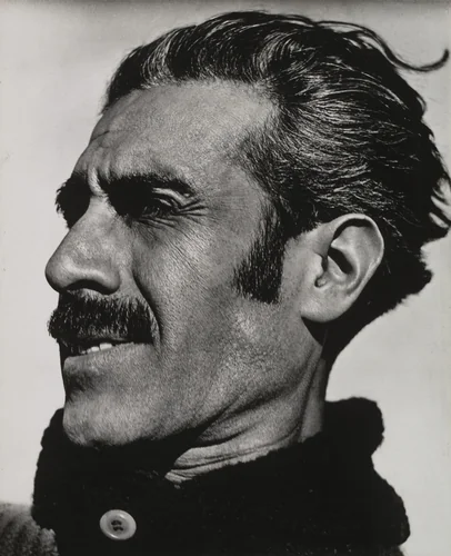 Manuel Hernández Galván, Shooting by Edward Weston, photograph, 1924
