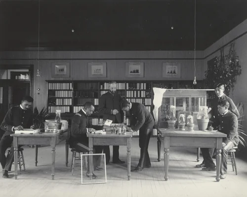 Agriculture. Animal life. Studying specimens by Frances Benjamin Johnston, photograph, 1899