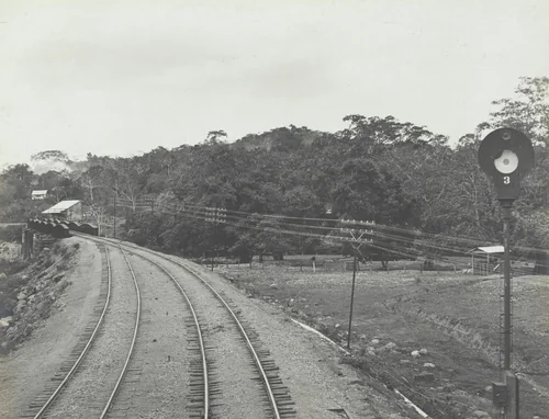 Panama R.R. and Barbacoas Bridge. Looking north by Unidentified Photographer, photograph, 1904