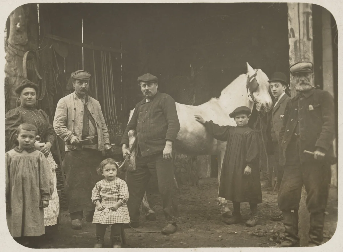 Maréchal-ferrant, Plaque Guilleminot, Pusignan by Unidentified Photographer, photograph, 1906