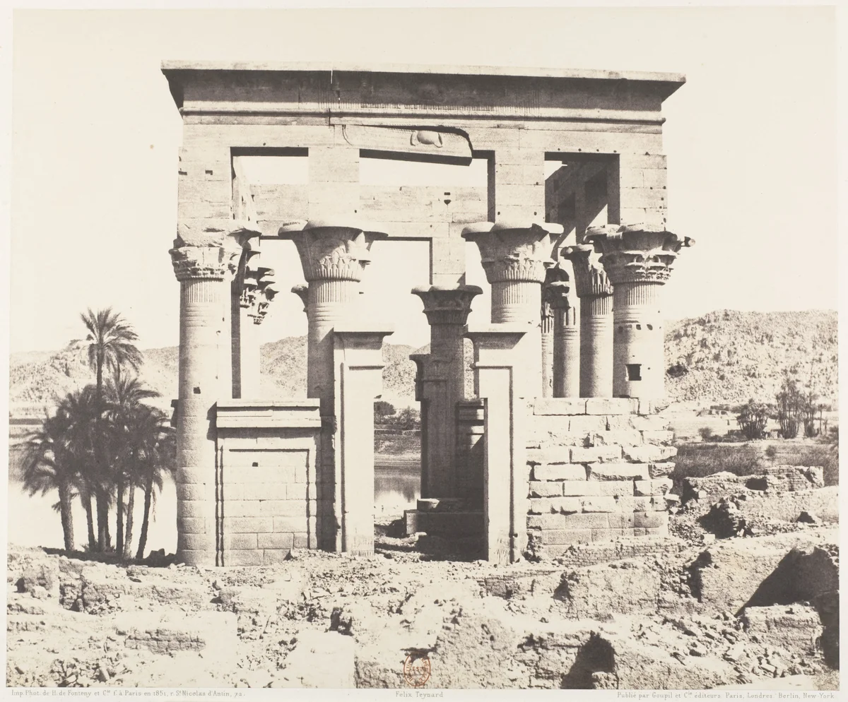 Ile de Fîleh (Philæ), Édifice de l'Est - Façade Occidentale - Vue du Point E by Félix Teynard, photograph, 1851-1852