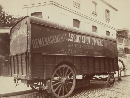 Port des Invalides by Eugène Atget, photograph, 1913