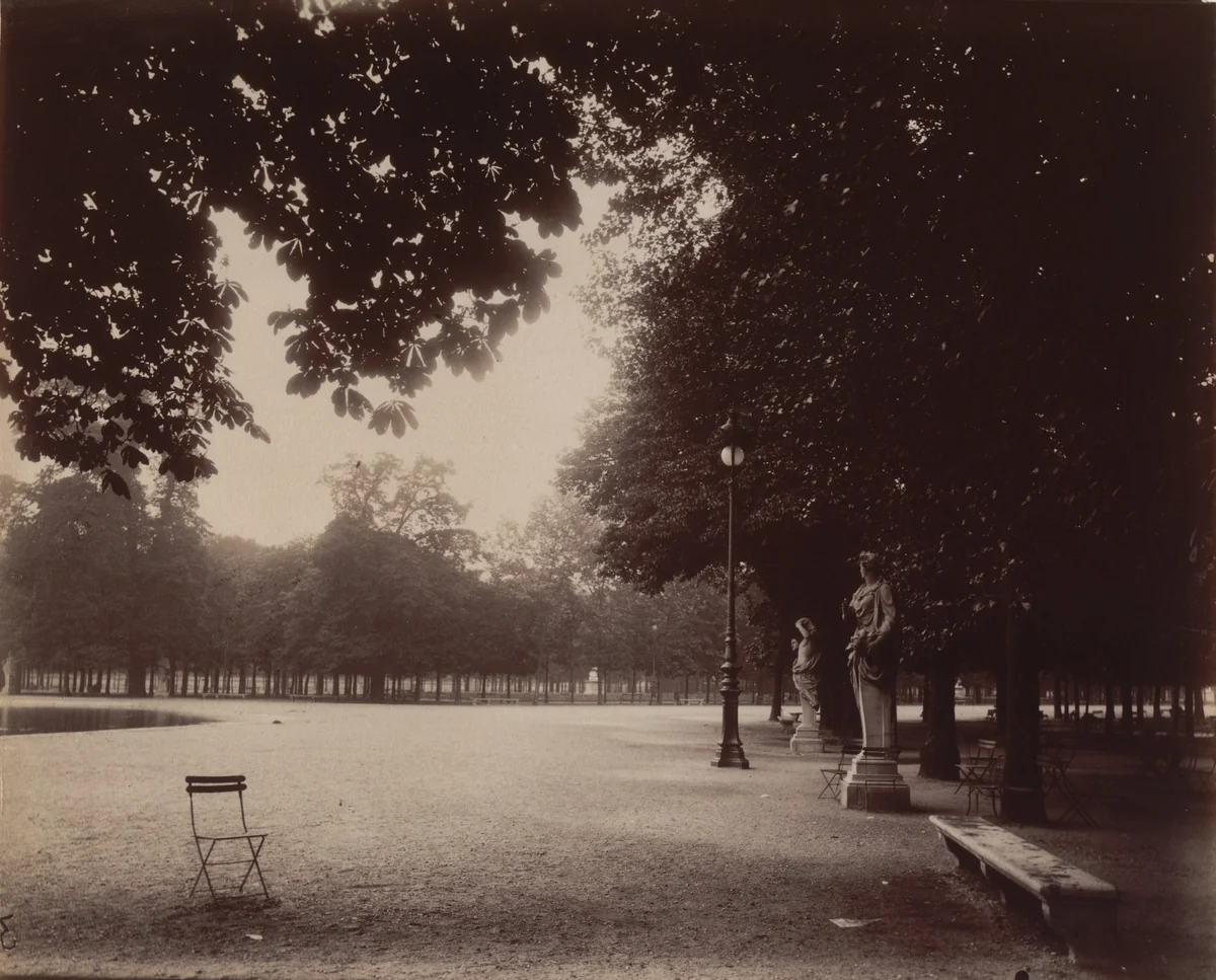 Tuileries, côté Concorde by Eugène Atget, photograph, 1912