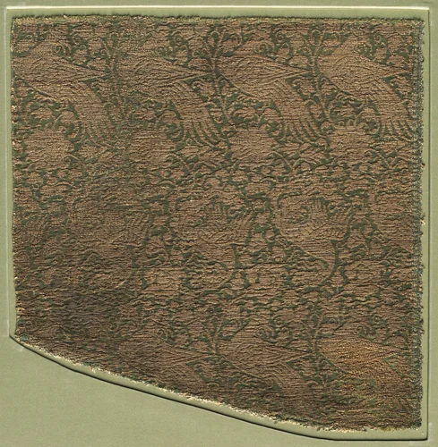 Lampas with phoenixes amid undulating vines by Unknown, textile, 1275-1399