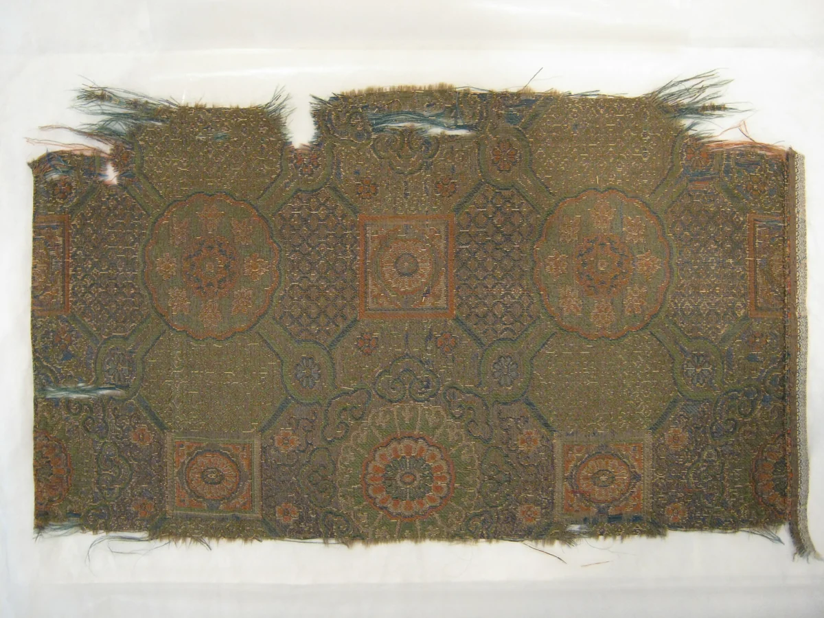 Fragment by Japan, textile, 1700-1800