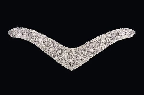 Collar by Belgium, Brussels, textile, 1885-1900