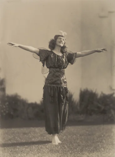 Violet Romer by Edward Weston, photograph, 1917