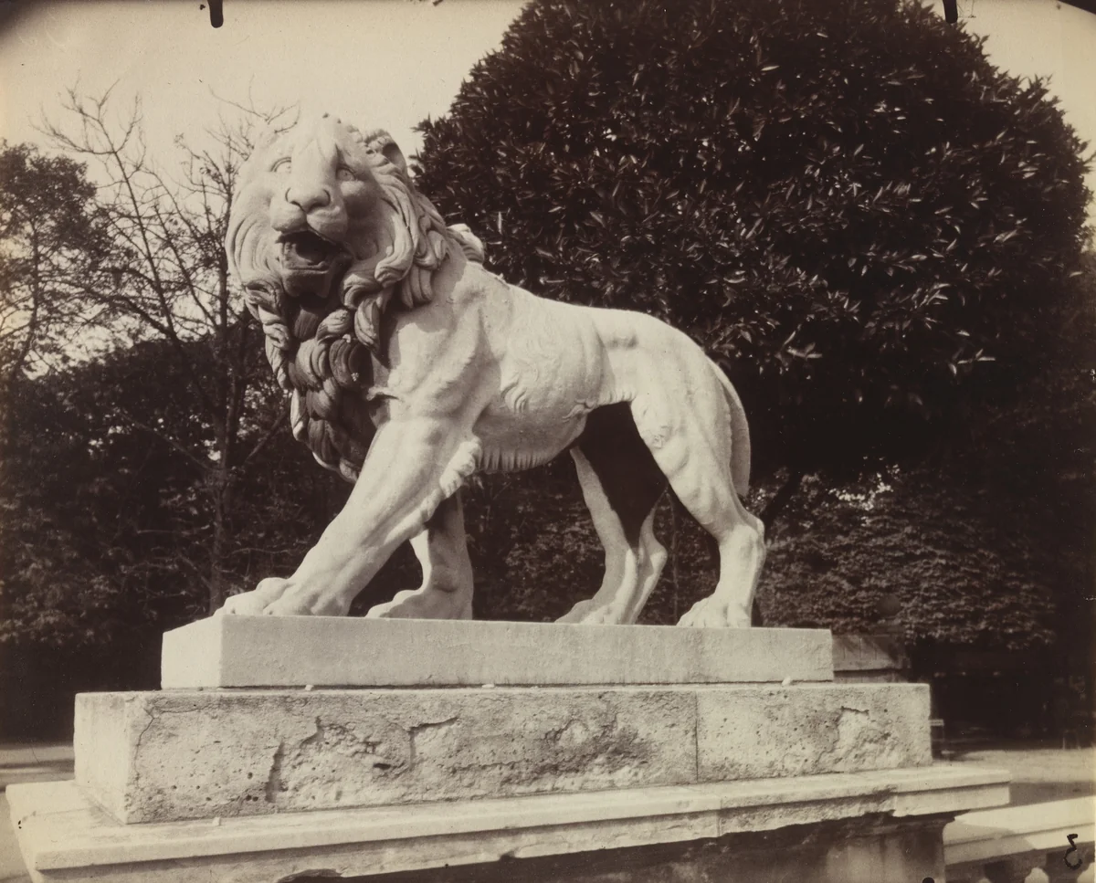 Luxembourg by Eugène Atget, photograph, 1923