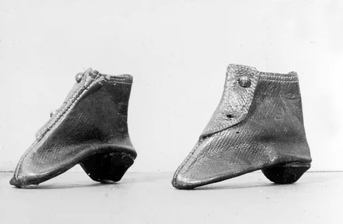 Doll's Shoes by United States, textile, 1801-1900