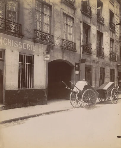 15 Rue Ferdinand Duval by Eugène Atget, photograph, 1910