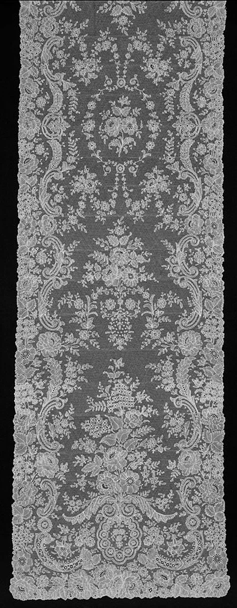 Stole by Probably France, textile, 1850-1875