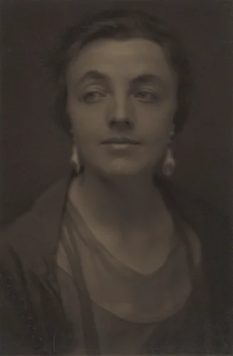 Katharine N. Rhoades by Alfred Stieglitz, photograph, 1915