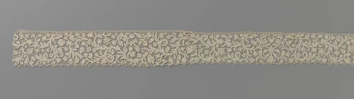 Strook naaldkant met gepluimde ranken by anonymous, other, 1875-1895