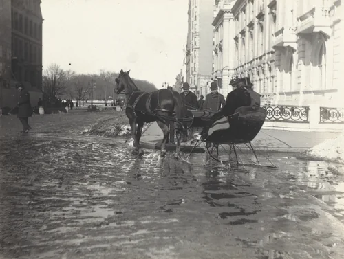 Sunday, Fifth Avenue and Fifty-Seventh Street, New York by Alfred Stieglitz, photograph, 1893