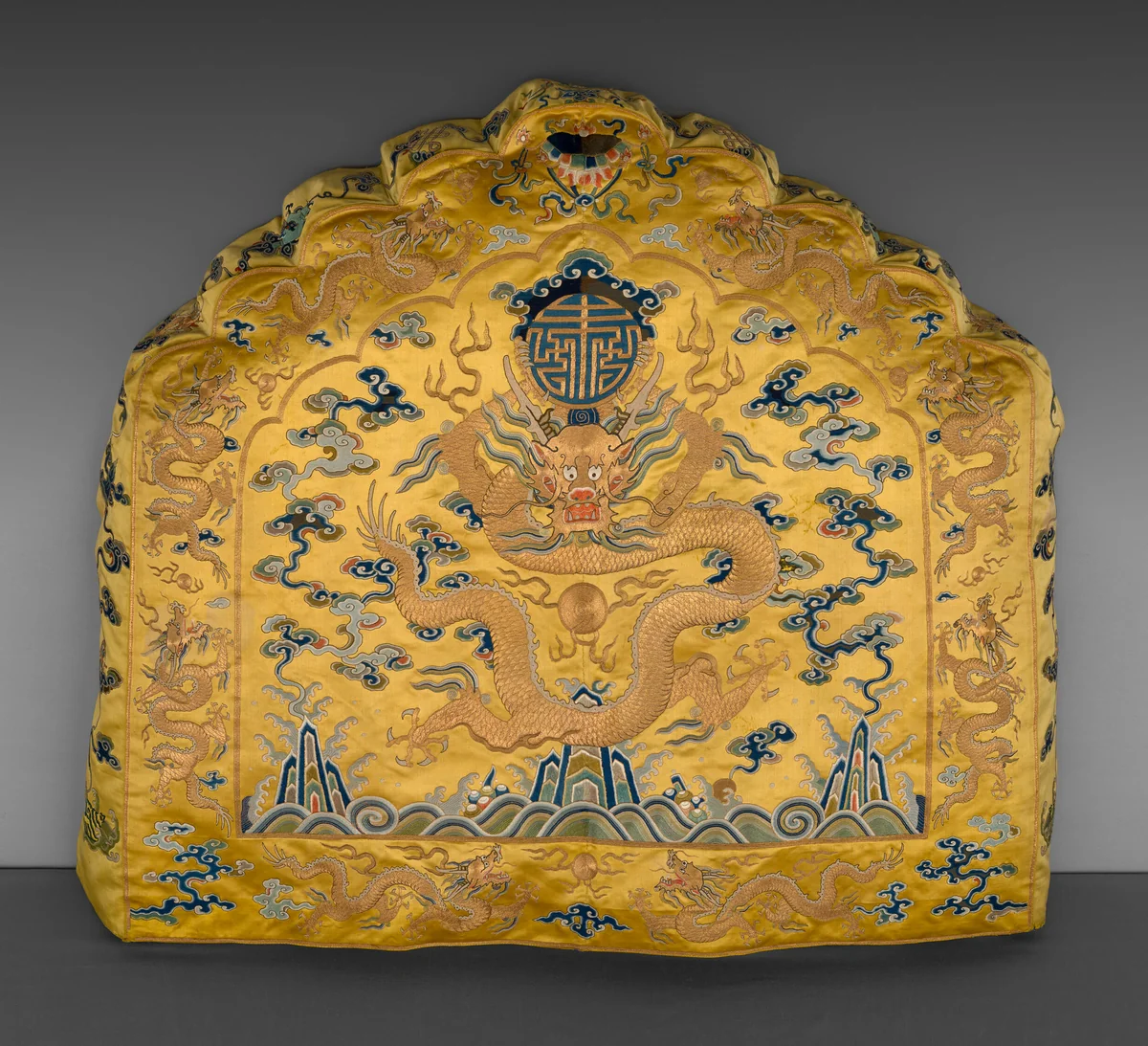 Cushion Cover by Manchu China, textile, 1775-1800