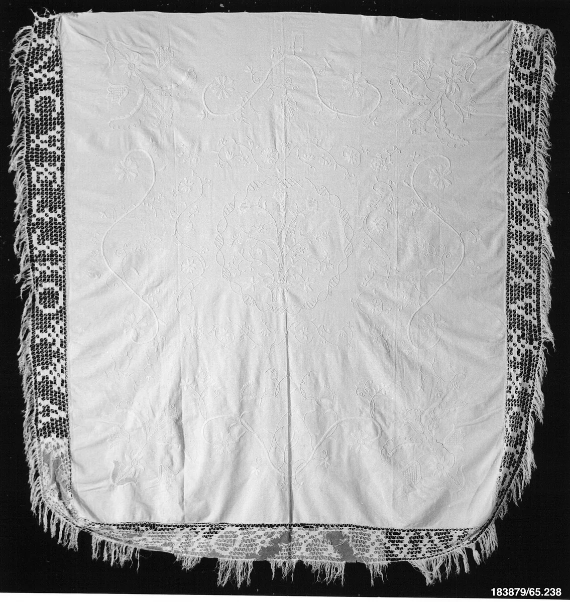 Embroidered whitework coverlet by Ann Elliott Grigg, artwork, 1810-1815