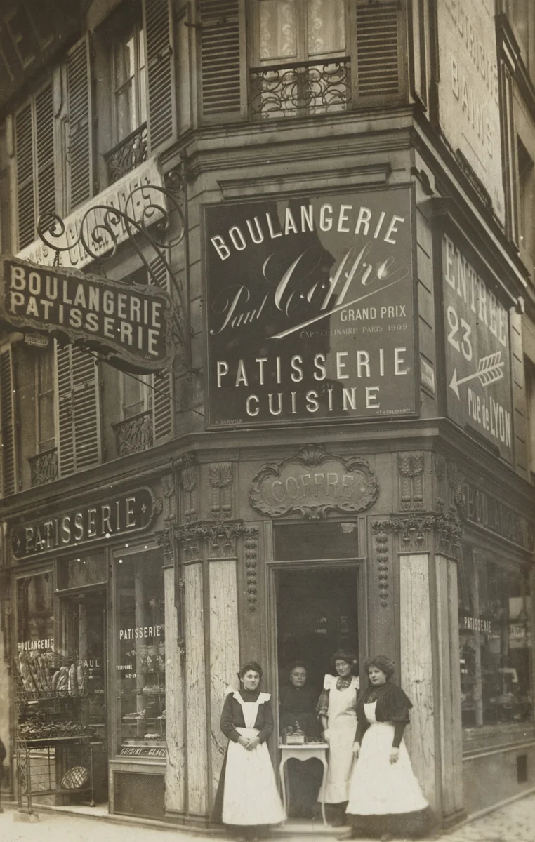 Boulangerie pâtisserie, Paul Coffre, 23, rue de Lyon, Paris by Unidentified Photographer, photograph, 1905