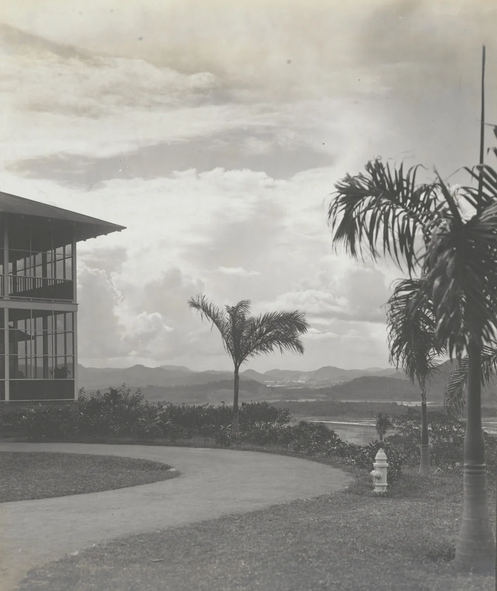 General view looking north from Balboa Heights, Miraflores and Pedro Miguel locks in the far distance by Unidentified Photographer, photograph, 1915
