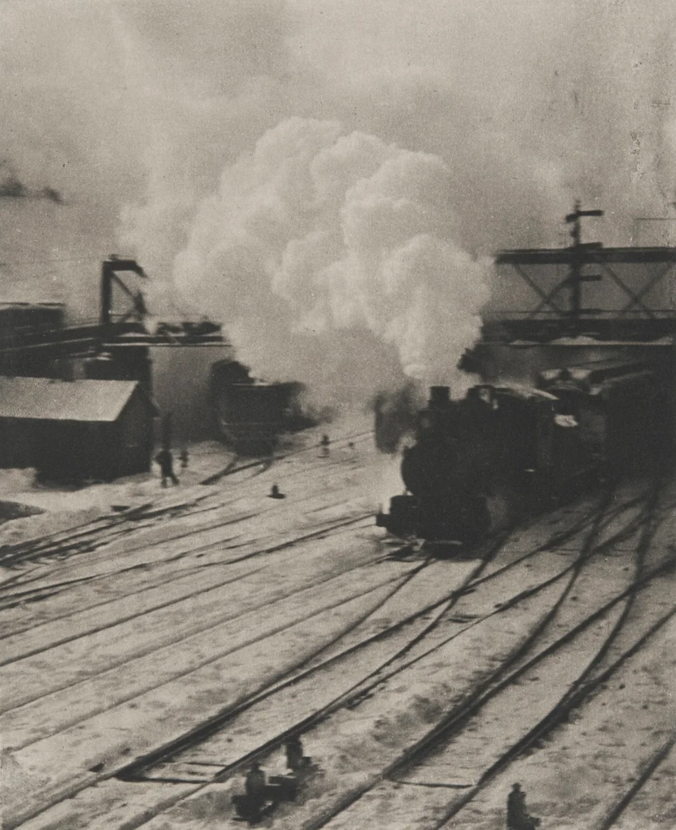 Snapshot—In the New York Central Yards by Alfred Stieglitz, photograph, 1907