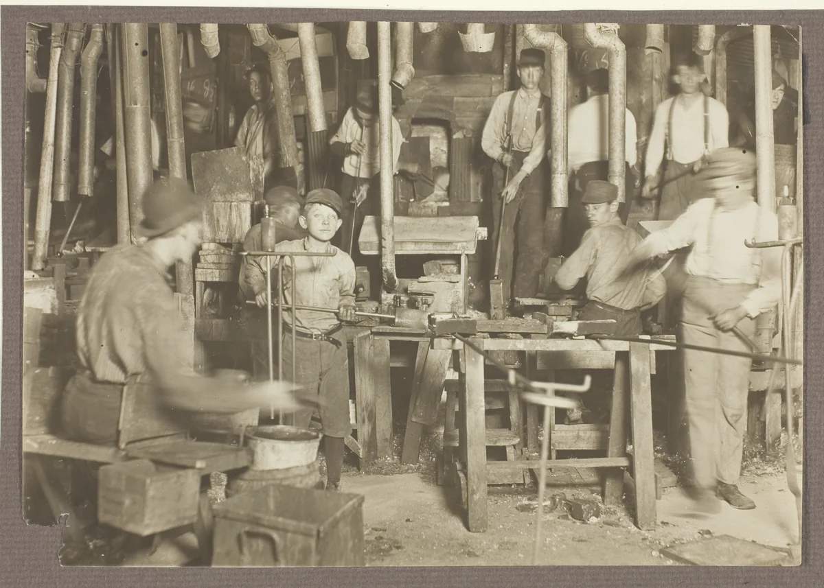 Untitled by Lewis Wickes Hine, photograph, 1903-1913