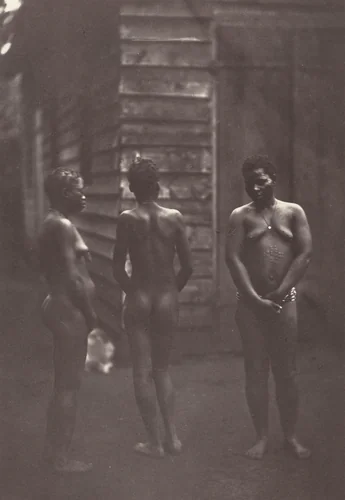 Trois Femmes Malgaches (Plate 30) by Désiré Charnay, photograph, 1863