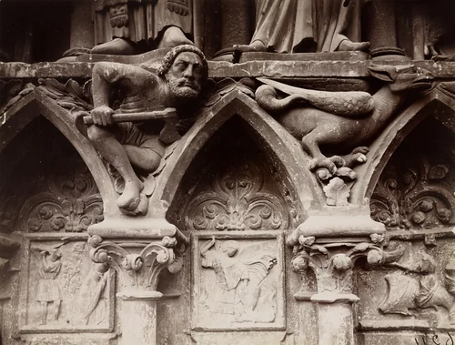 Notre-Dame (portail), detail by Eugène Atget, photograph, 1921