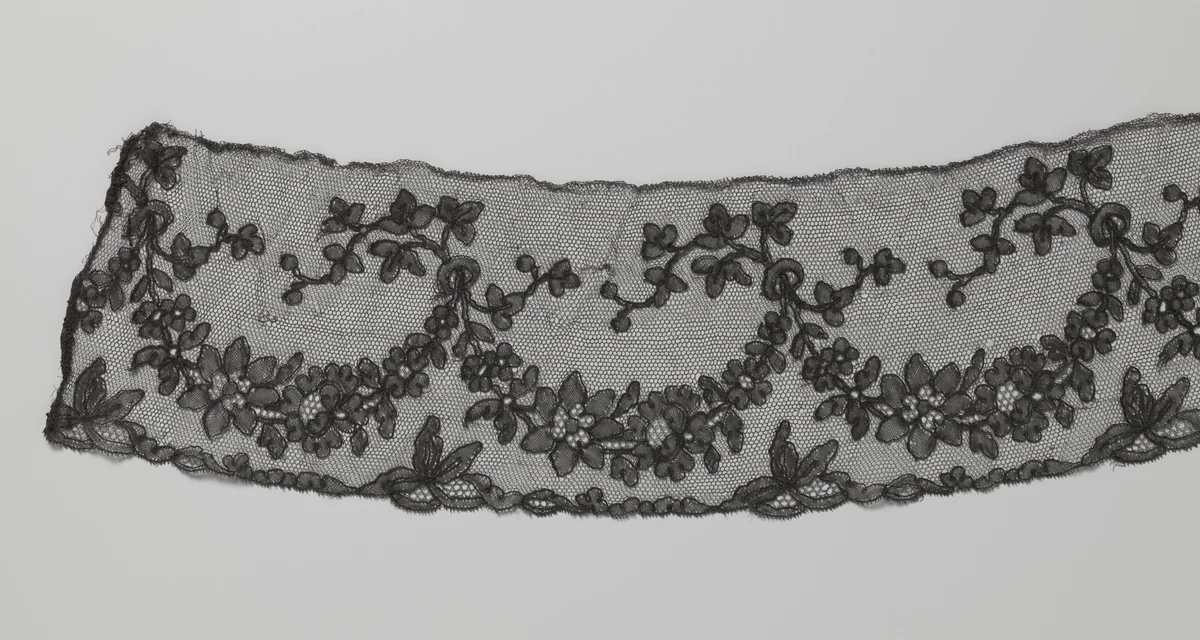 Berthe van kloskant met guirlandes en strikken by anonymous, other, 1820-1830