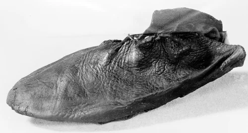 Shoe (Toe) by England, textile, 1501-1600