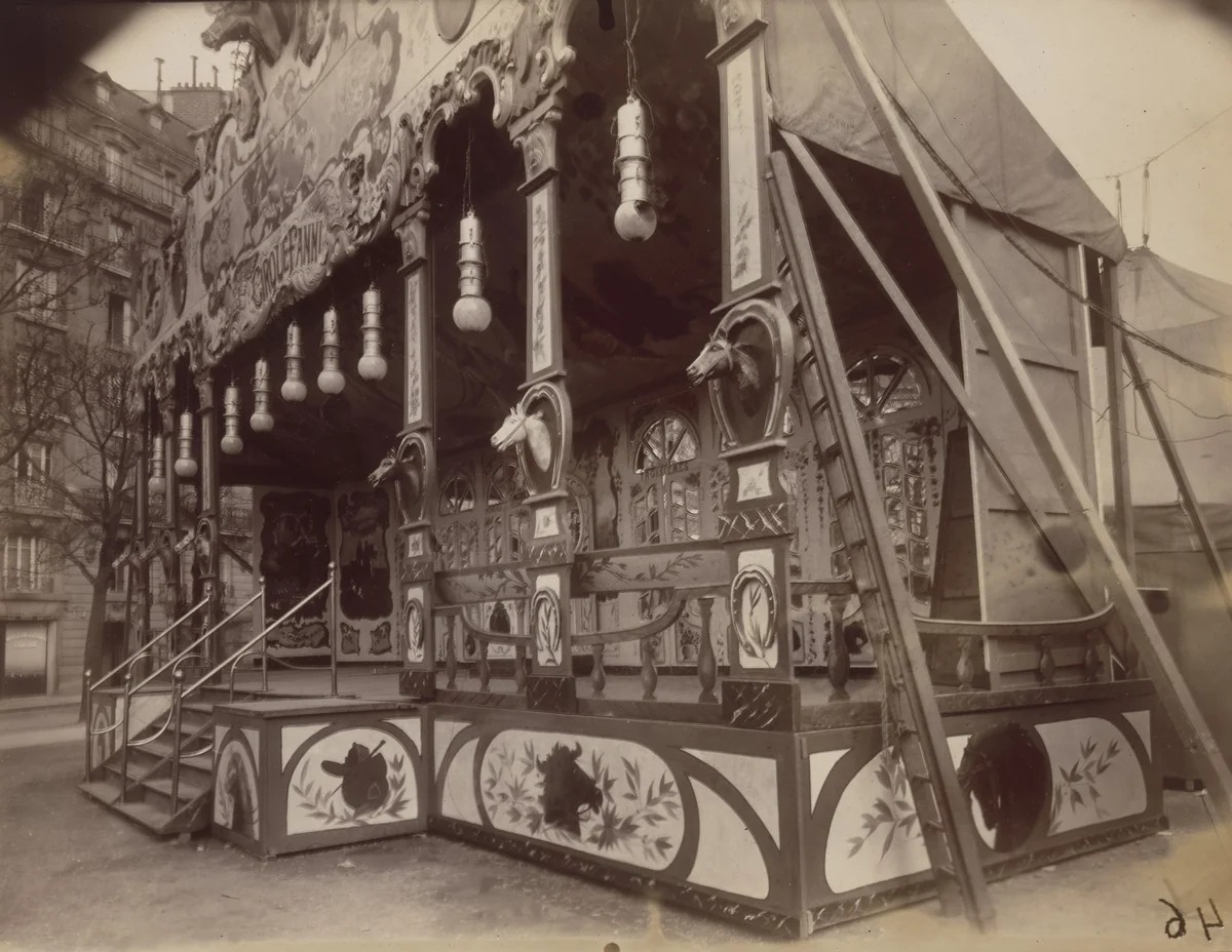 Fête de Vaugirard by Eugène Atget, photograph, 1926