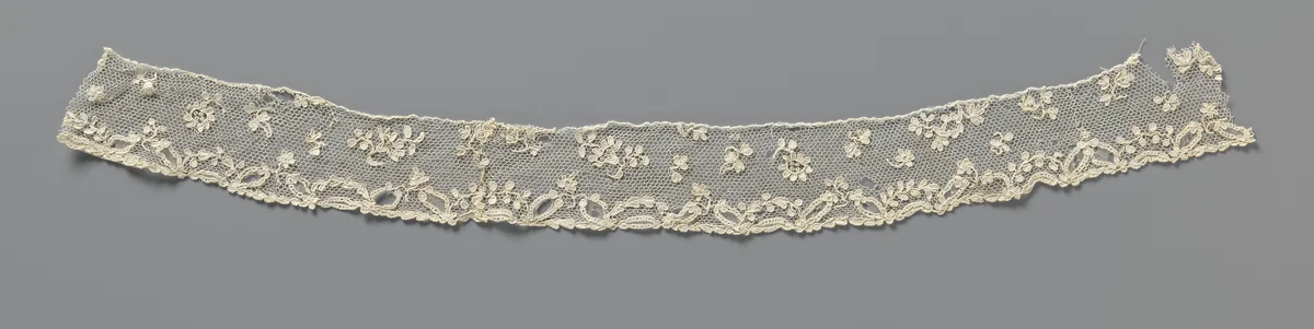 Strook naaldkant met bloemenstrooipatroon en spitsovaaltjes by anonymous, other, 1775-1799