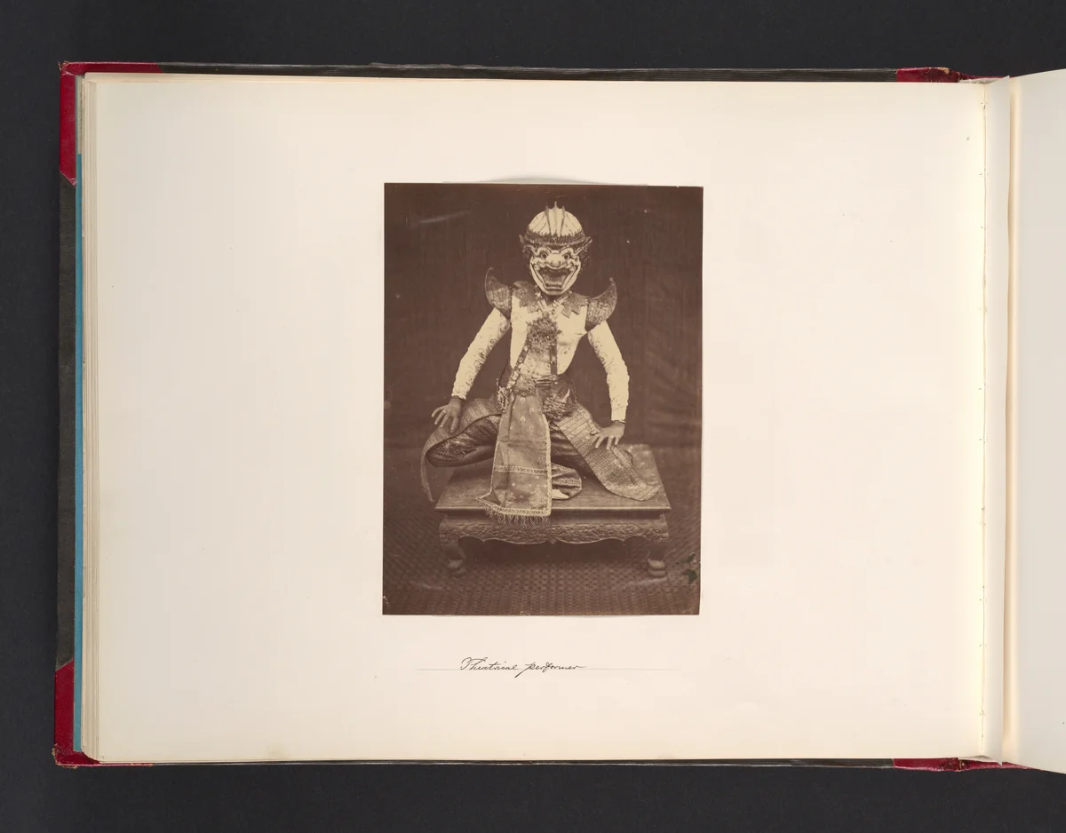 Theatrical Performer by John Thomson, photograph, 1865