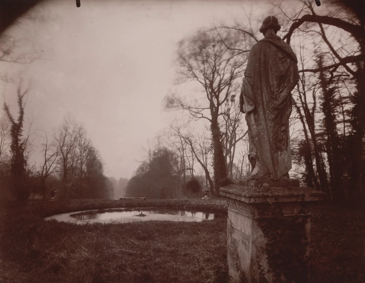 Parc de Sceaux by Eugène Atget, photograph, 1925