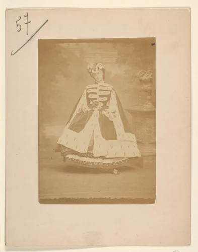 L'hermine by Pierre-Louis Pierson, photograph, 1860-1869