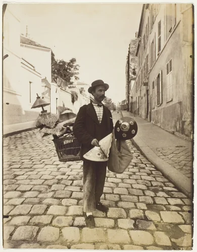 Marchand abat-jours by Jean-Eugène-Auguste Atget, photograph, 1899-1900