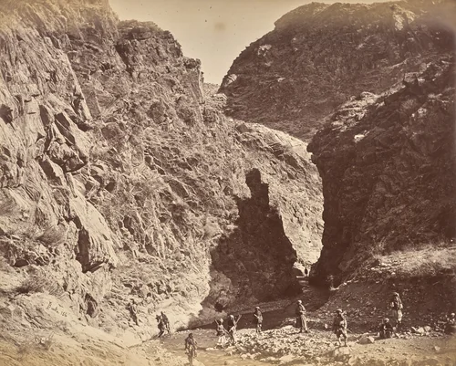 Entrance to Jugdalluck by John Burke, photograph, 1878-1880