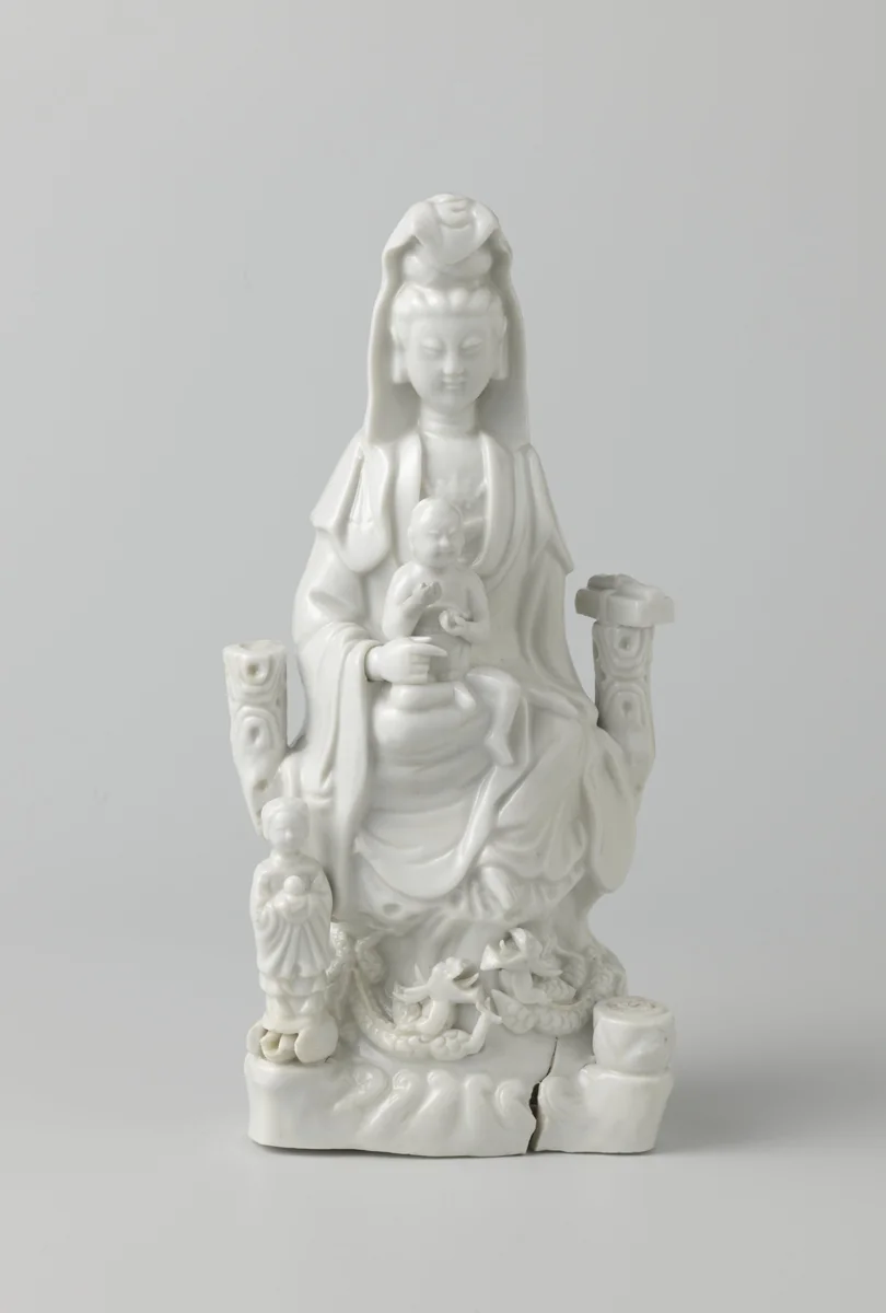 Seated Guanyin with a Child, Accompanied by the Dragon Daughter by anonymous, other, 1700-1749