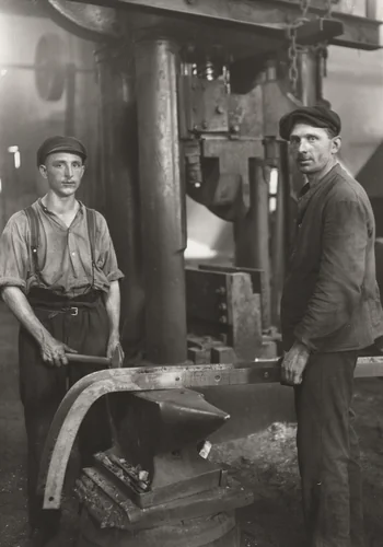 Foundrymen by August Sander, photograph, 1926