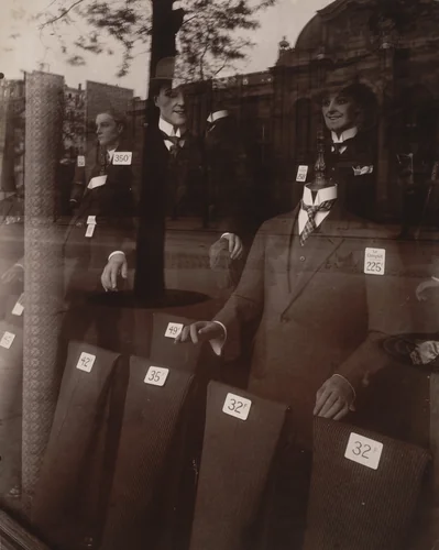 Magasin, avenue des Gobelins by Eugène Atget, photograph, 1925