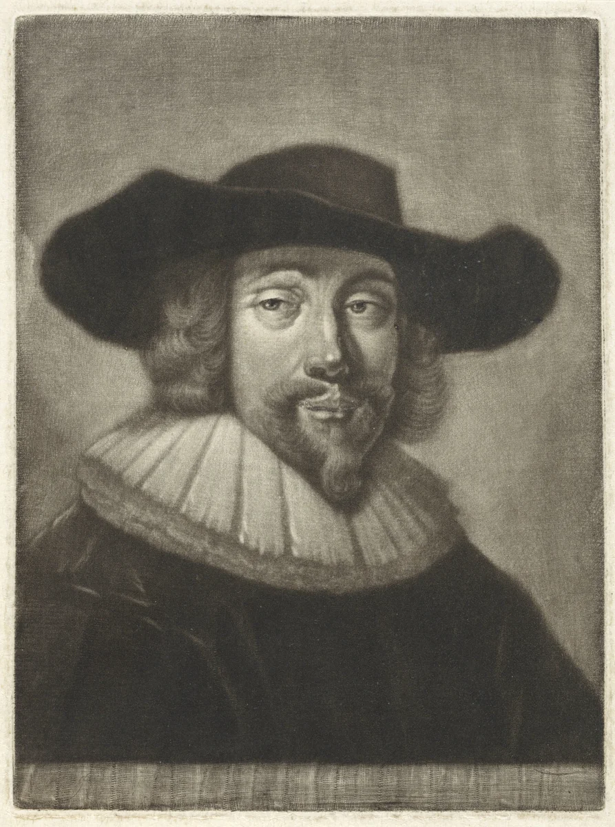 Portret van een man met een hoed en kraag by Pieter Louw, print, 1743-1800